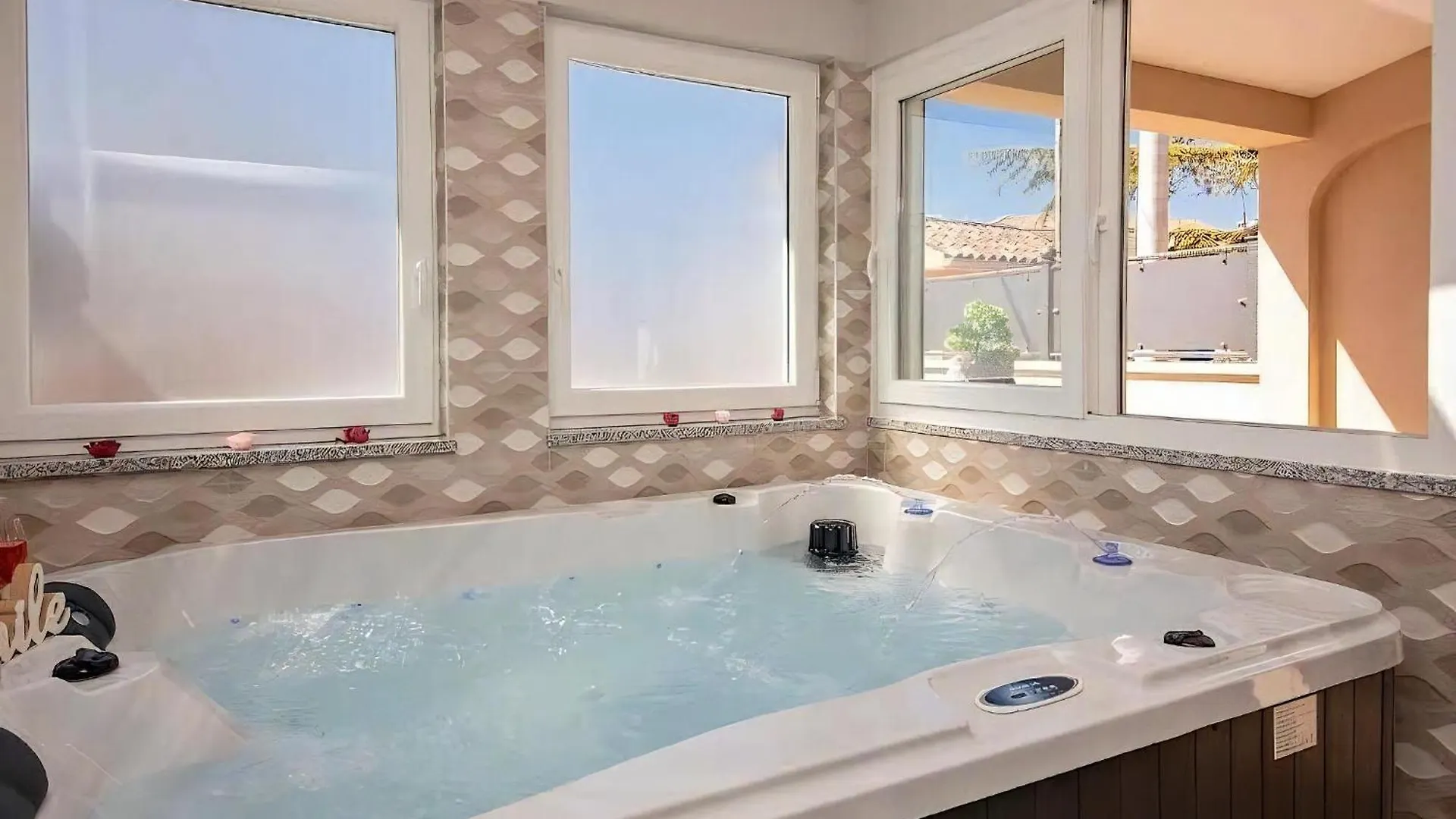 Holiday home Ferienhaus Mit Whirlpool Und Sauna, In Kastelir Croatia