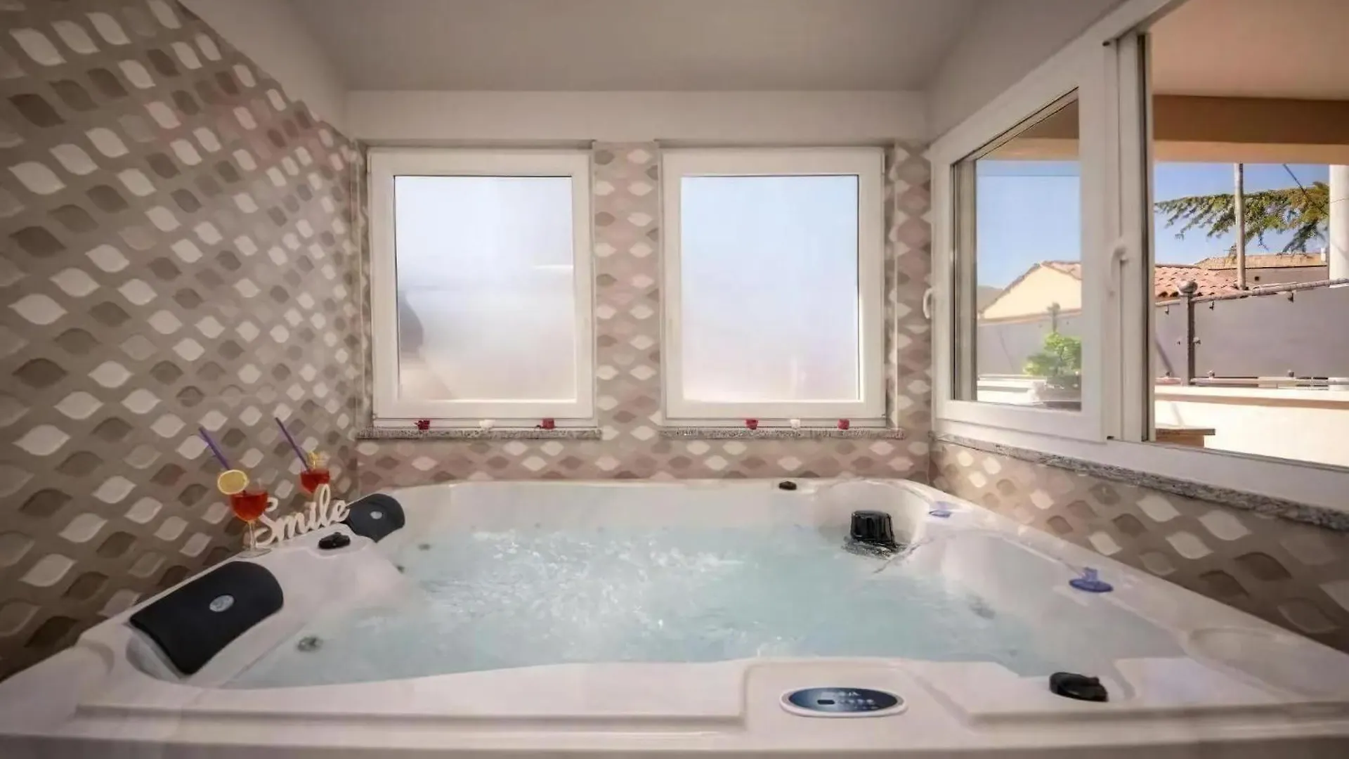 Ferienhaus Mit Whirlpool Und Sauna, In Kastelir Holiday home