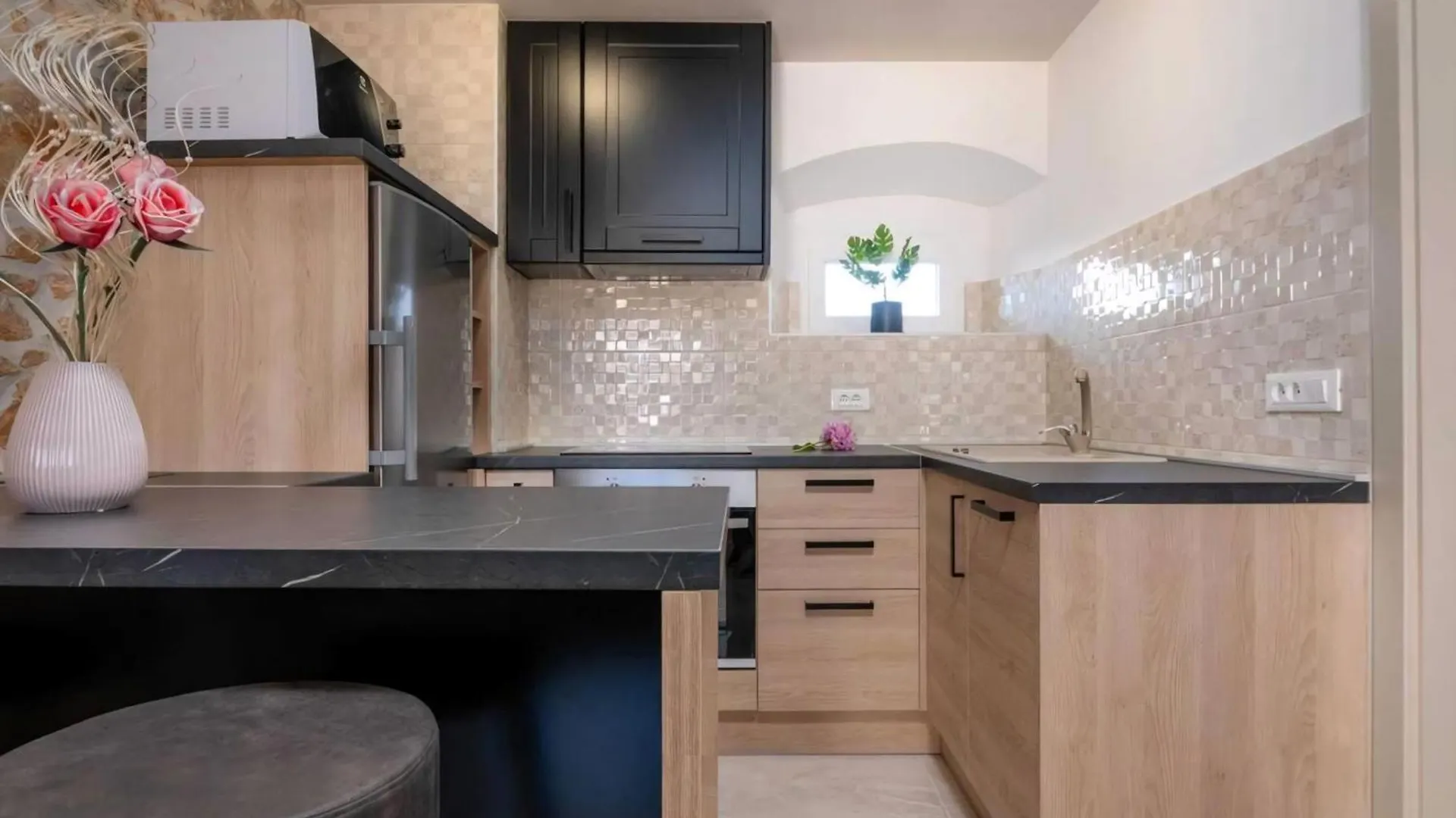 Ferienhaus Mit Whirlpool Und Sauna, In Kastelir 0*,
